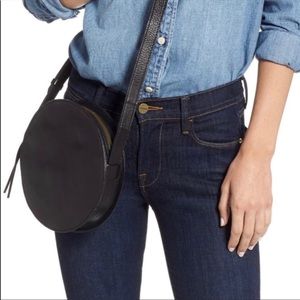 Black The Simple Circle Crossbody Bag in Leather